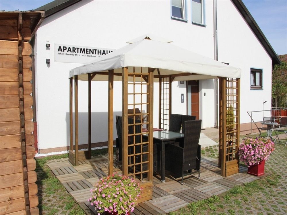Apartmenthaus Вертхайм Екстериор снимка